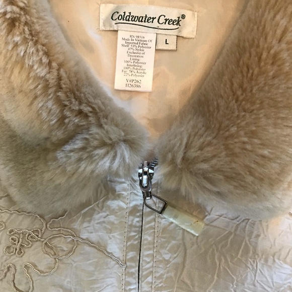 Cream lightweight Coldwater Creek Jacket with Faux Fur Collar. Size Large - Picture 2 of 5